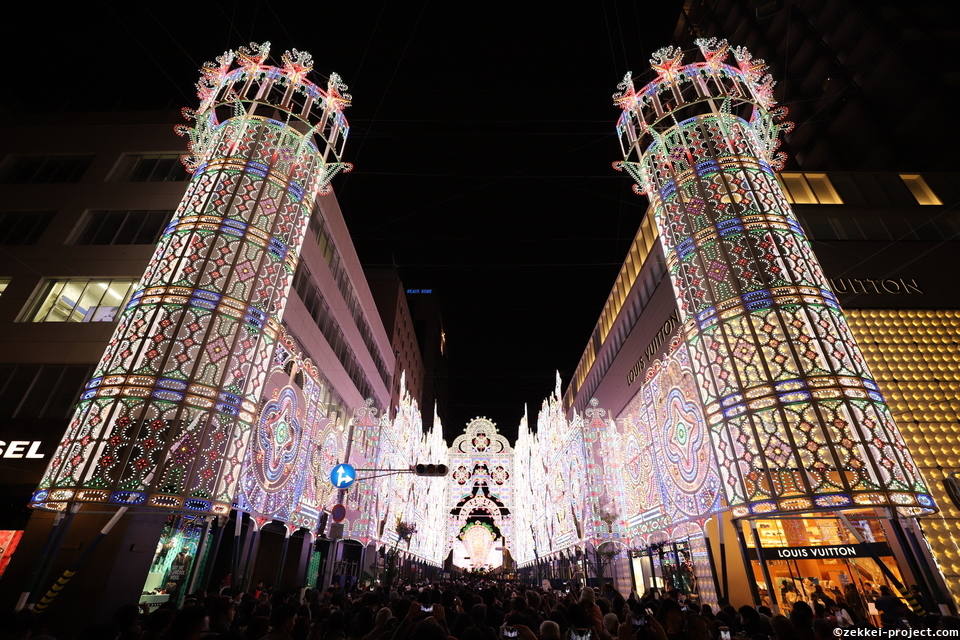 神戸ルミナリエ 入口の世界 死ぬまでに行きたい 世界の絶景