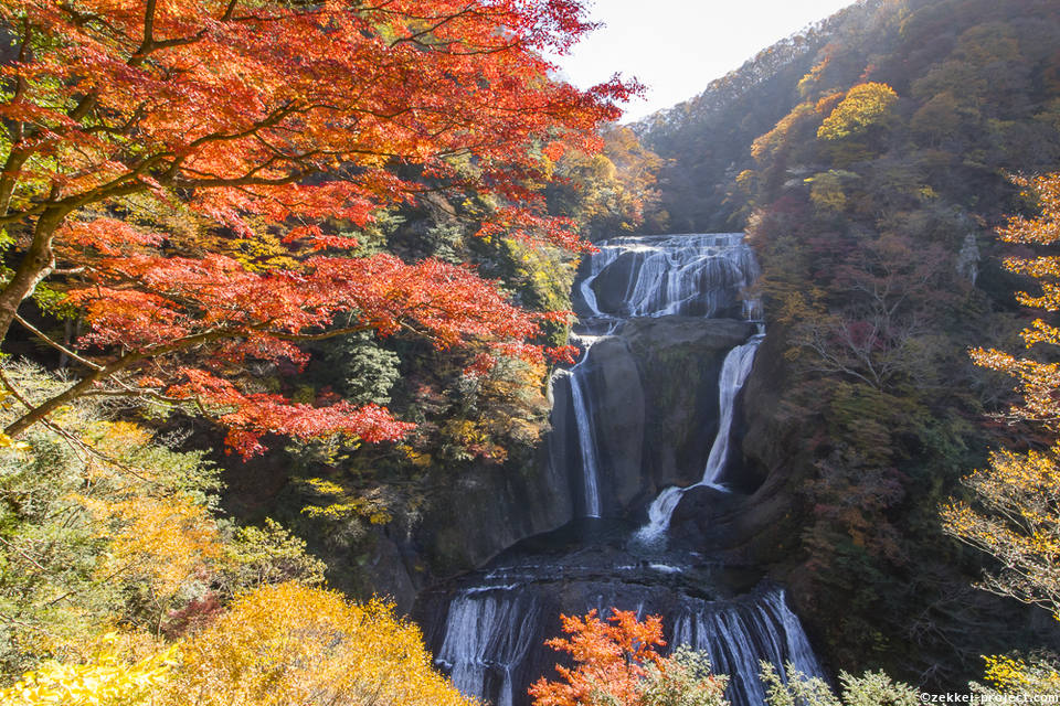 秋の袋田の滝 死ぬまでに行きたい 世界の絶景