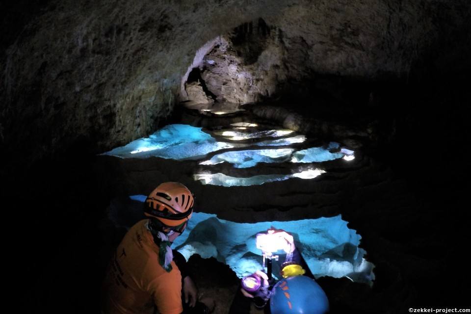 銀水洞の地底湖 死ぬまでに行きたい 世界の絶景